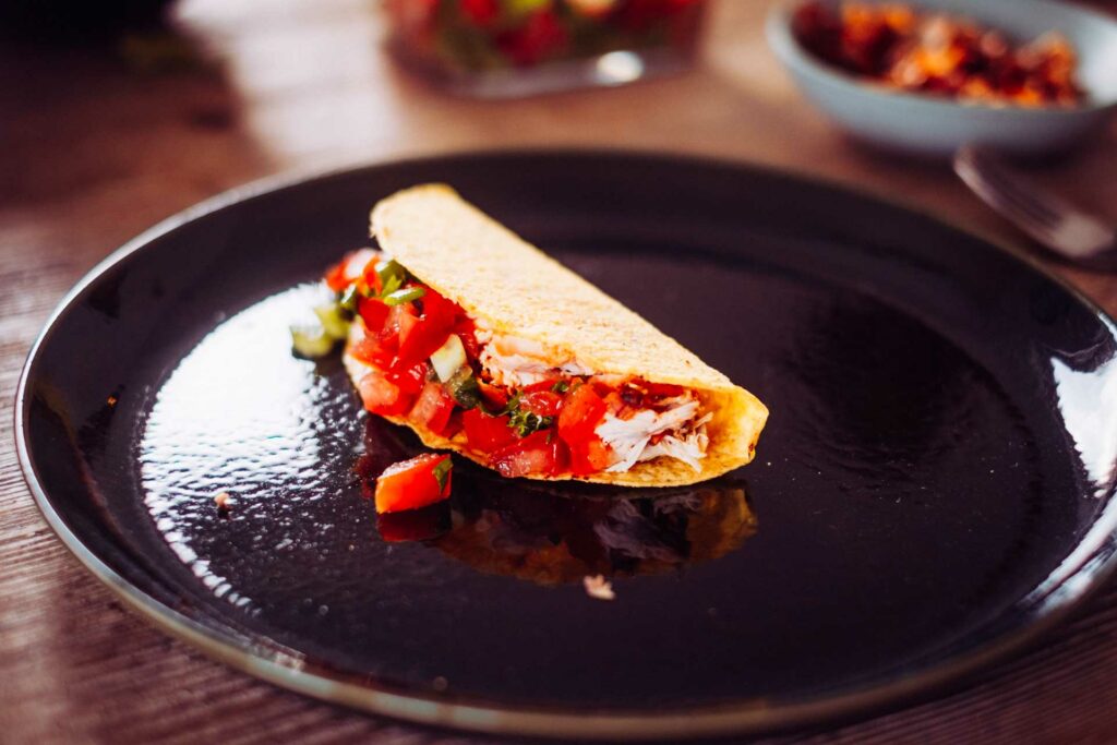 2022-Pulled-chicken-tacos-dutch-oven-Hero